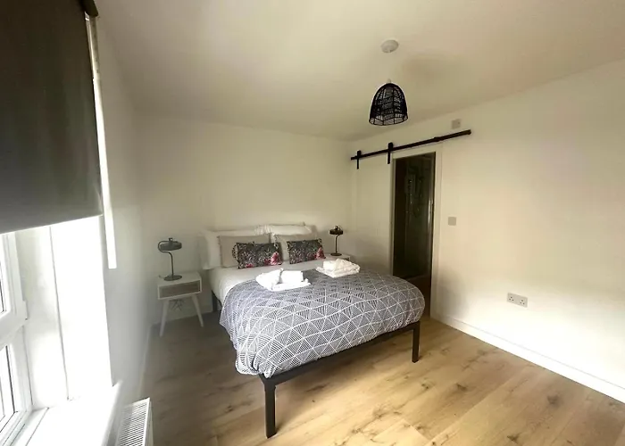 Holyrood Central Apartment